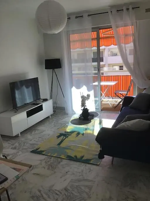 Vue Mer, 2 Pieces Lumineux Nizza Francia