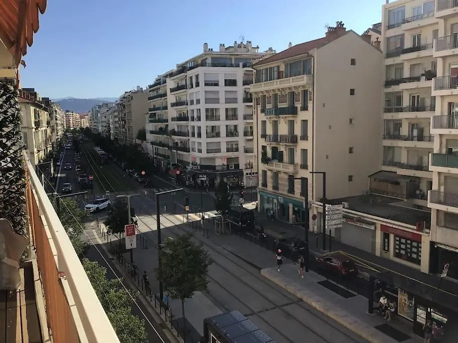 Vue Mer, 2 Pieces Lumineux Nizza 0*,  Frankreich